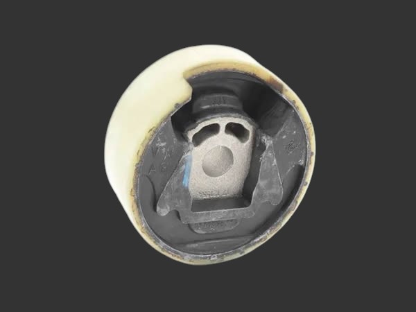 Buje inferior de soporte pendular
